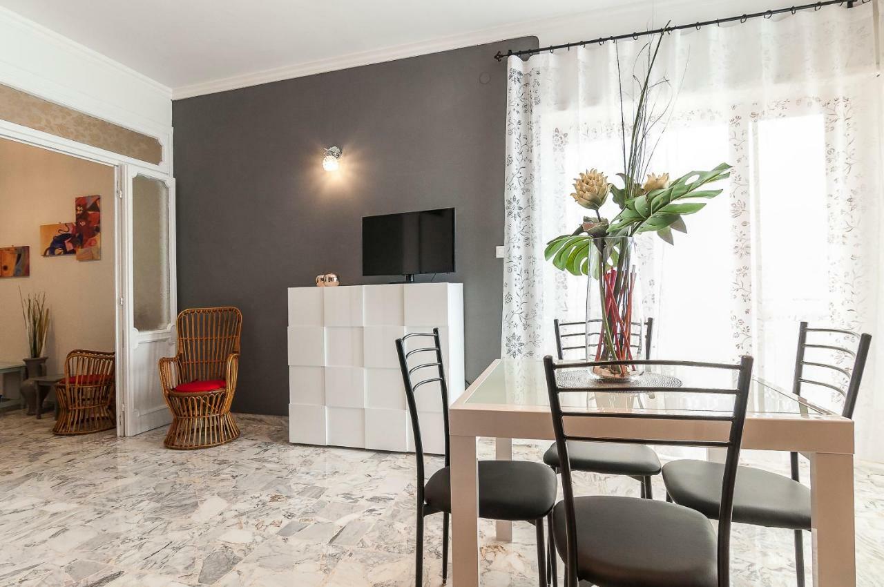 דירות ספרלונגה Casa Vacanza Flora מראה חיצוני תמונה