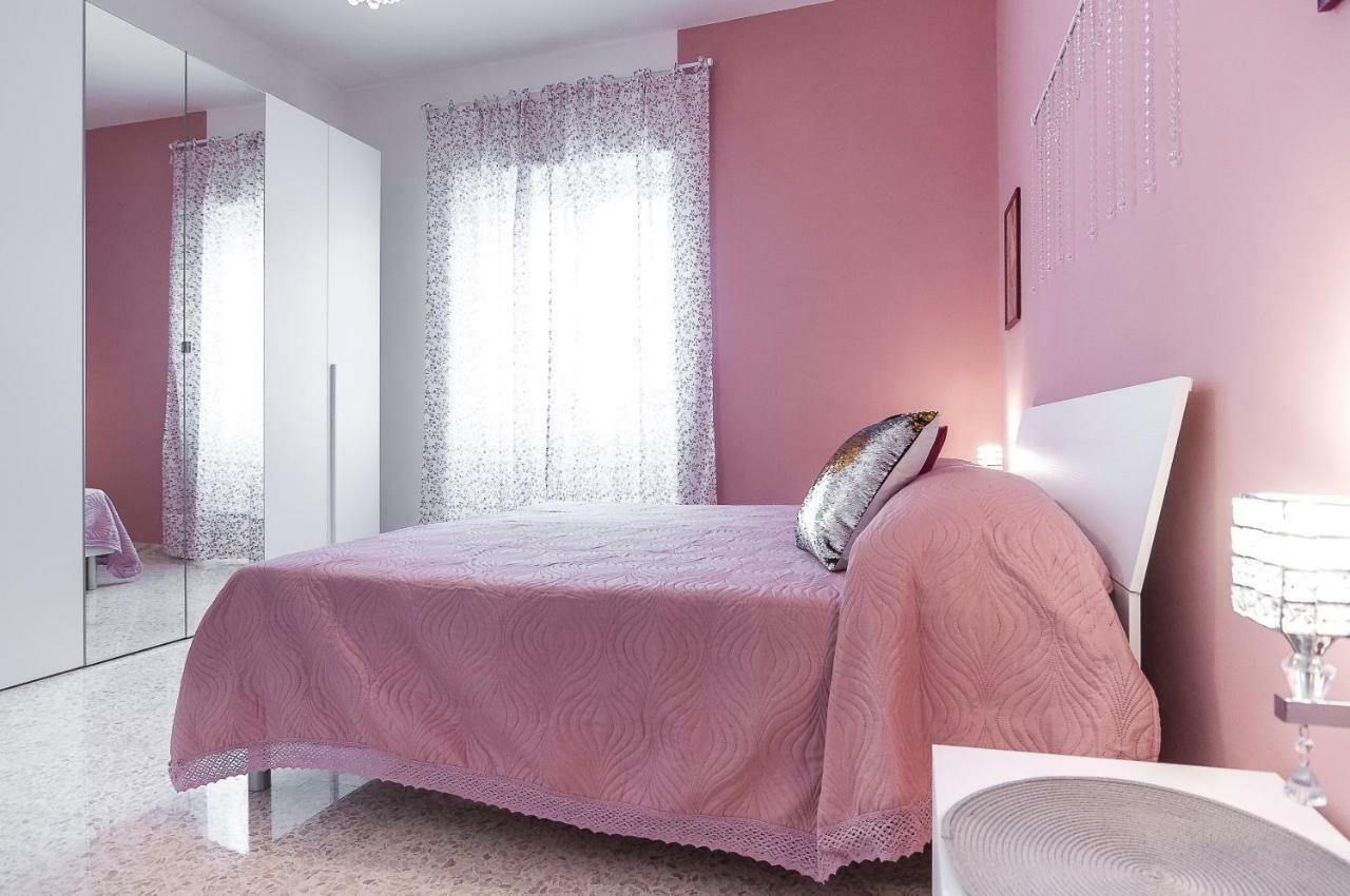 דירות ספרלונגה Casa Vacanza Flora מראה חיצוני תמונה