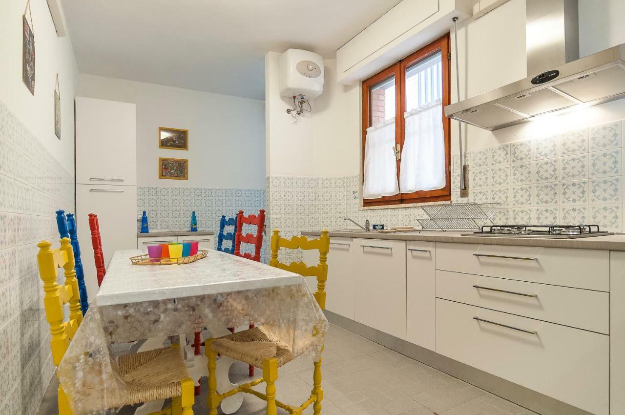 דירות ספרלונגה Casa Vacanza Flora מראה חיצוני תמונה